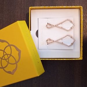 NWT Kendra Scott Rose Gold and Clear Glass Alexa Drop Earrings